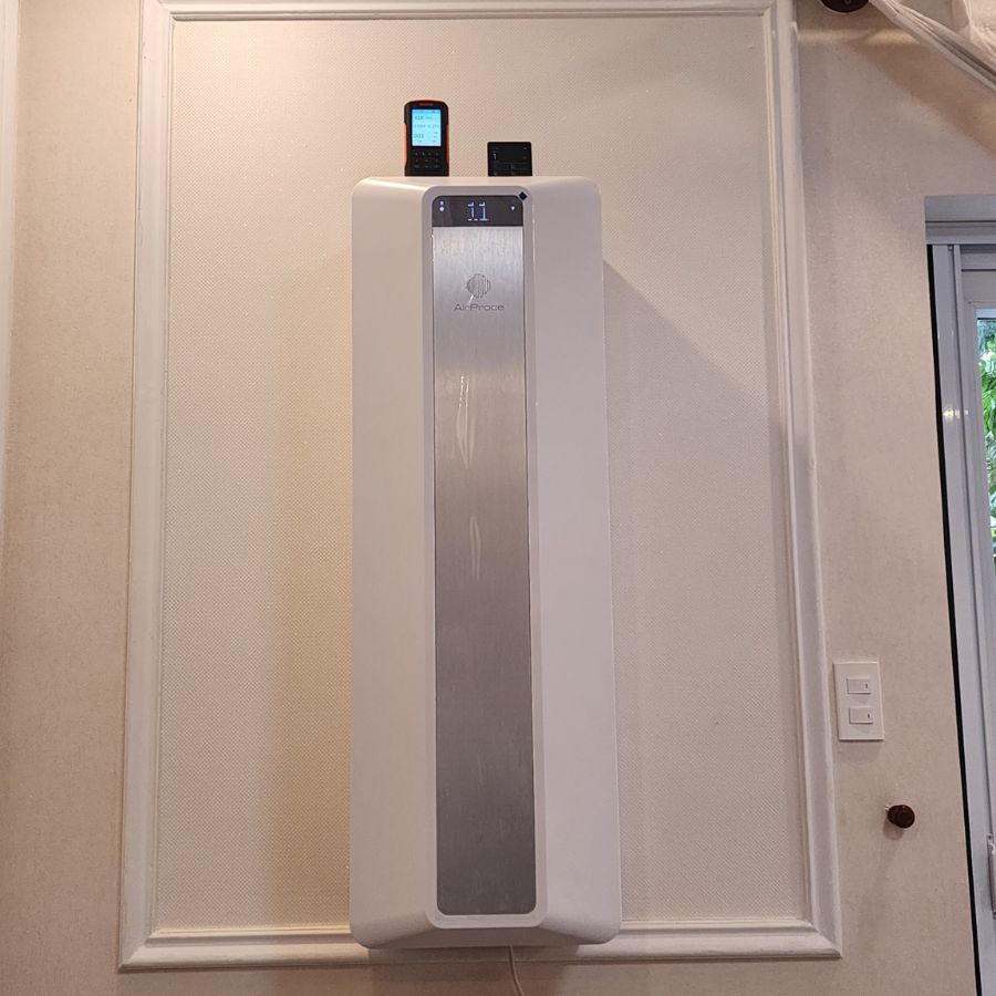 may-cap-khi-tuoi-kiem-loc-khong-khi-ac-260-5 máy AC-260 có thể lắp đặt treo tường