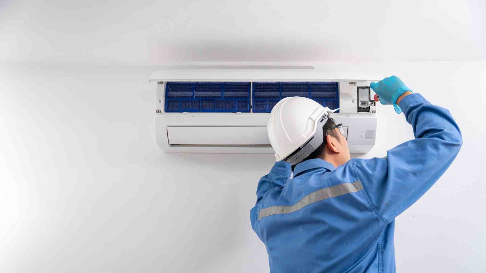 Vệ sinh điều hoà thường xuyên giúp lọc khí độc trong nhà tốt hơn