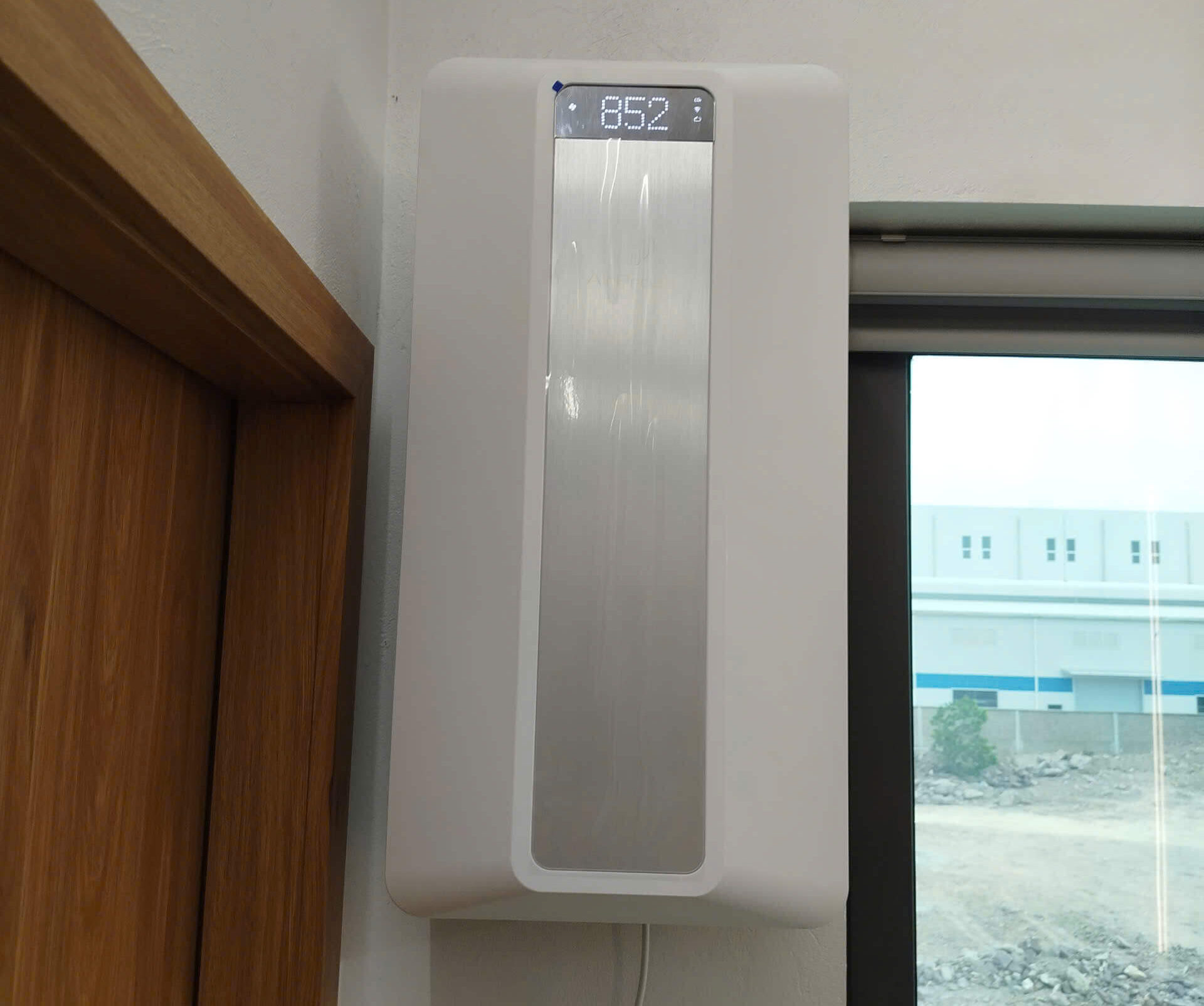 5 Ưu nhược điểm của thông gió tự nhiên mà bất kỳ chủ nhà nào cũng nên biết 4 máy cấp khí tươi AC