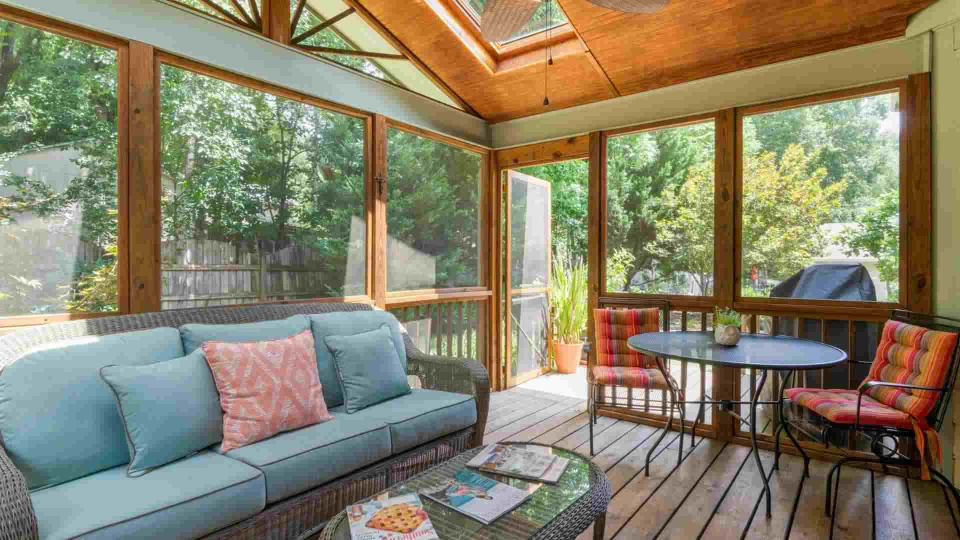 Mức Độ Ô Nhiễm Không Khí ở Việt Nam: Thực Trạng, Nguyên Nhân và Giải Pháp 4 Thông gió và lau dọn nhà cửa là giải pháp để hạn chế tác hại ô nhiễm không khí