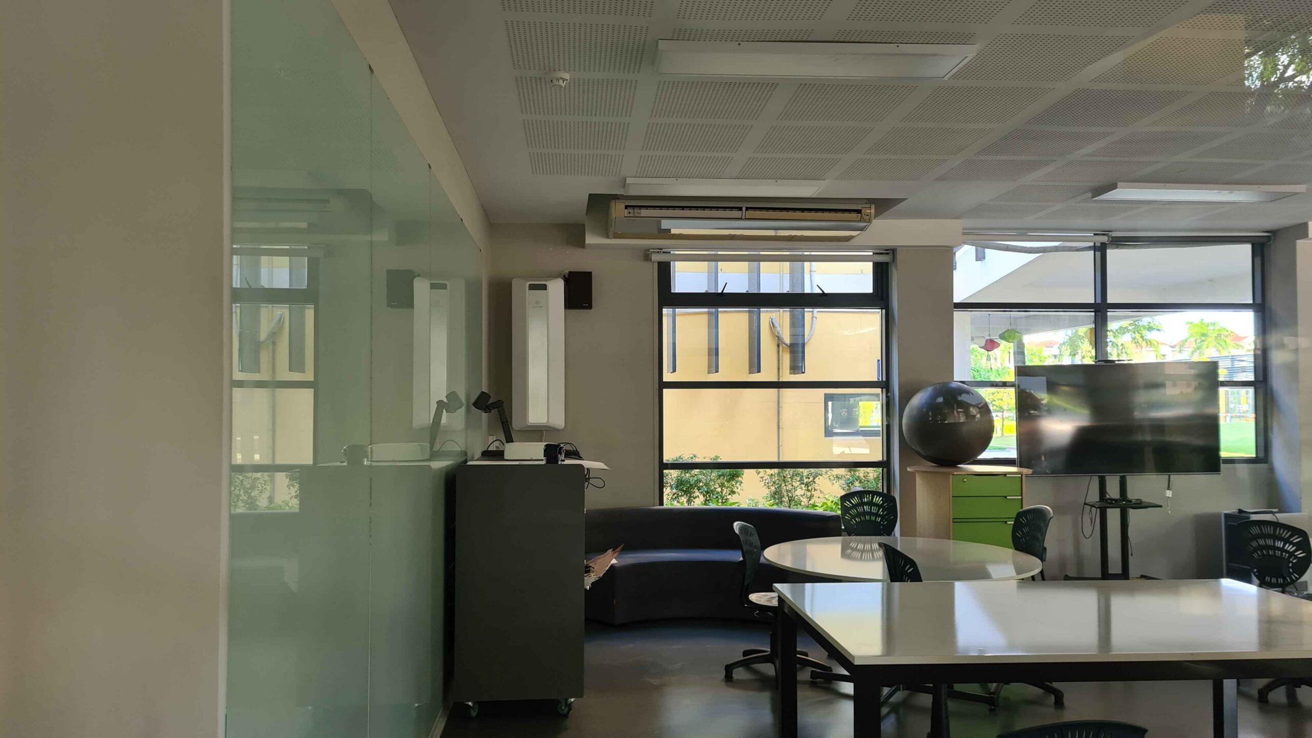 Máy lọc không khí cho trường quốc tế UNIS