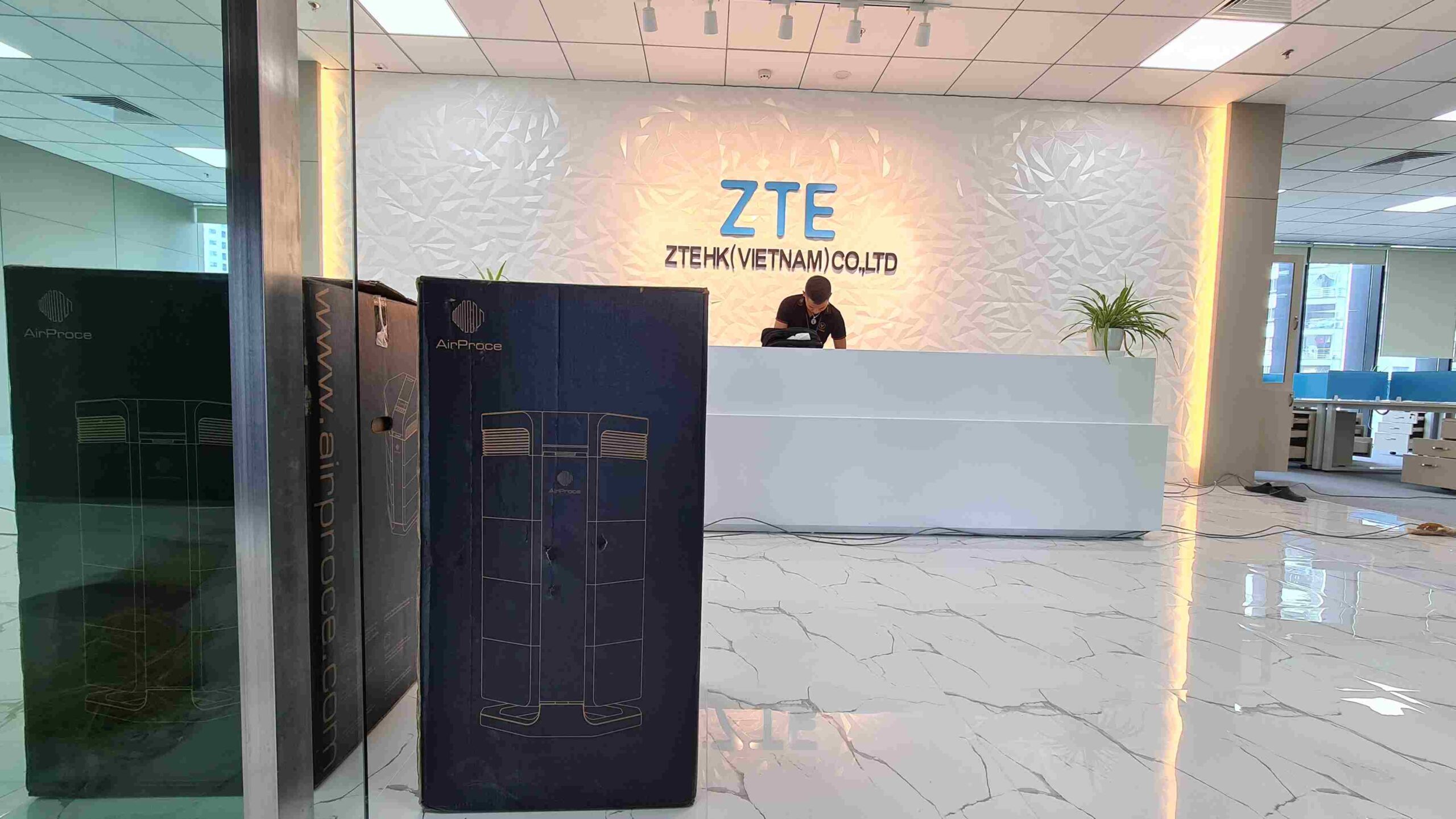 Tại sao ZTE Việt Nam chọn máy lọc không khí cho công ty công nghệ là Airproce?