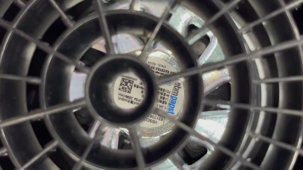 động cơ máy lọc không khí của AirProce của hãng EBM Papst - Đức