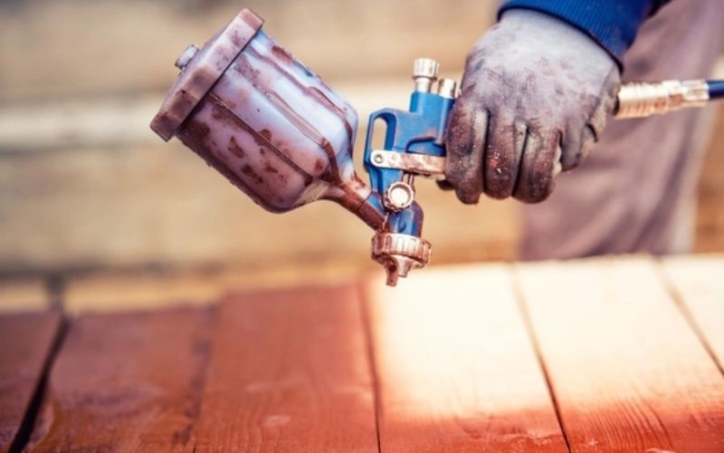 Ngửi mùi sơn PU có độc không? Nên làm gì sau khi sơn xong 2 Ngửi mùi sơn PU có độc không