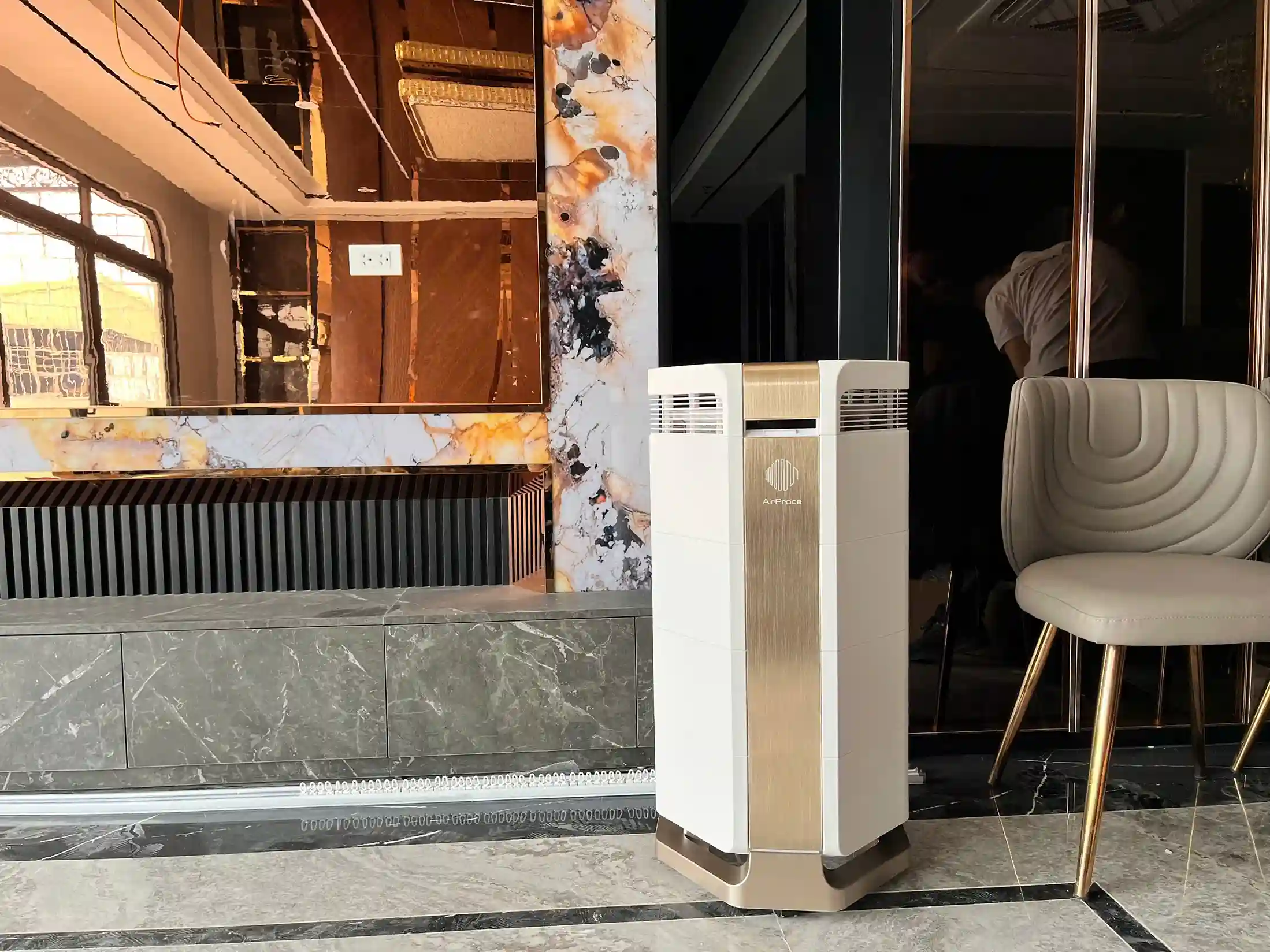 Máy lọc không khí khử mùi AirProce AI 700