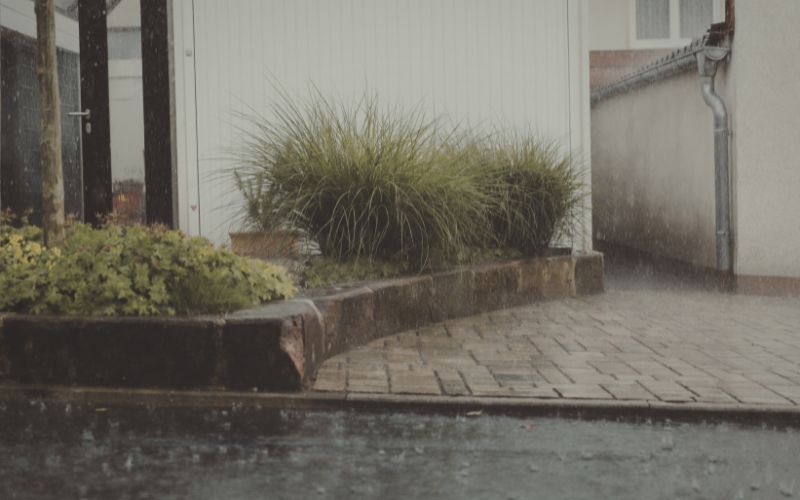 Thời tiết và khí hậu bên ngoài