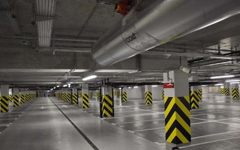 Hệ thống cấp gió tươi tầng hầm giúp xử lý mùi xe như thế nào?