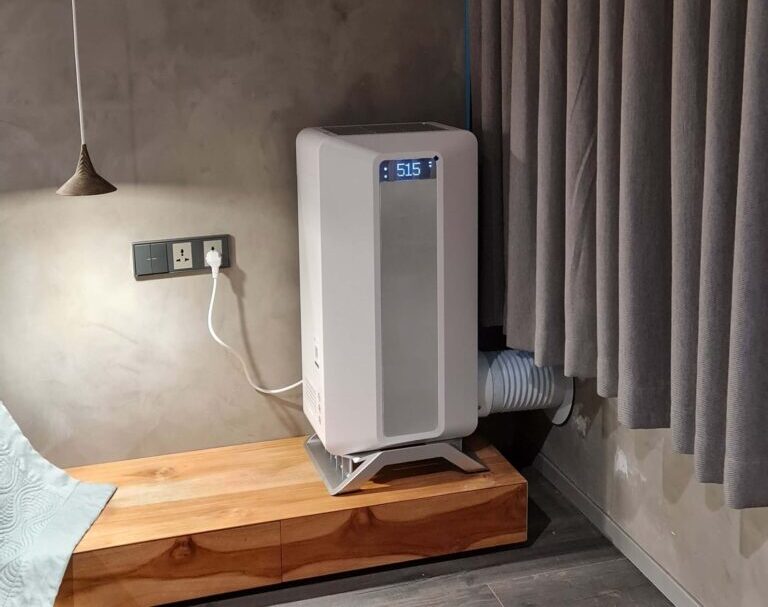 Máy lọc không khí AC-160 cần khoan tường để dẫn khí tươi