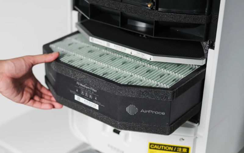 Trẻ em nghẹt mũi khó thở ban đêm: Giải pháp cải thiện không khí phòng ngủ 4 Lọc bụi mịn hiệu quả, hỗ trợ tạo môi trường ngủ sạch hơn